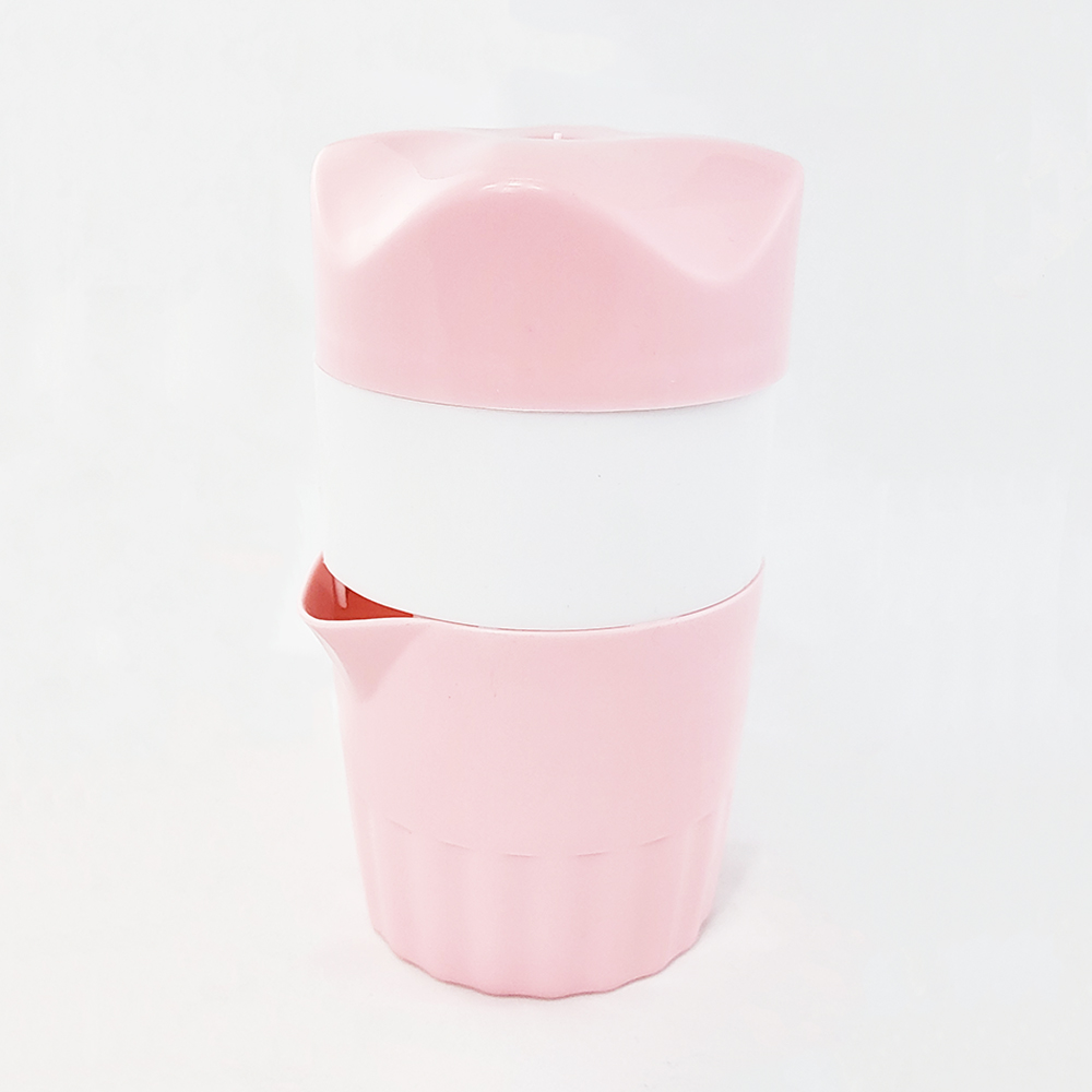 Piranha Push and Twist Juicer Pink 1000px